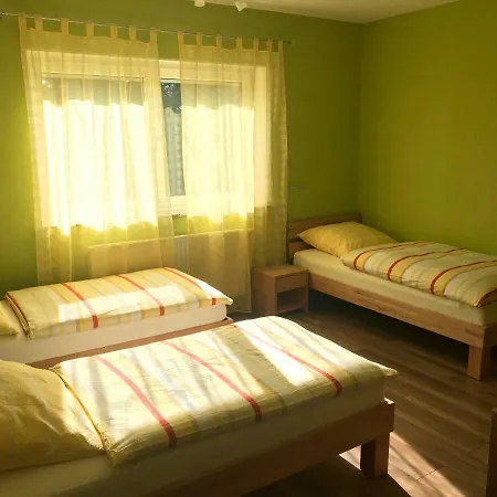 Mayer Semesterbostad *